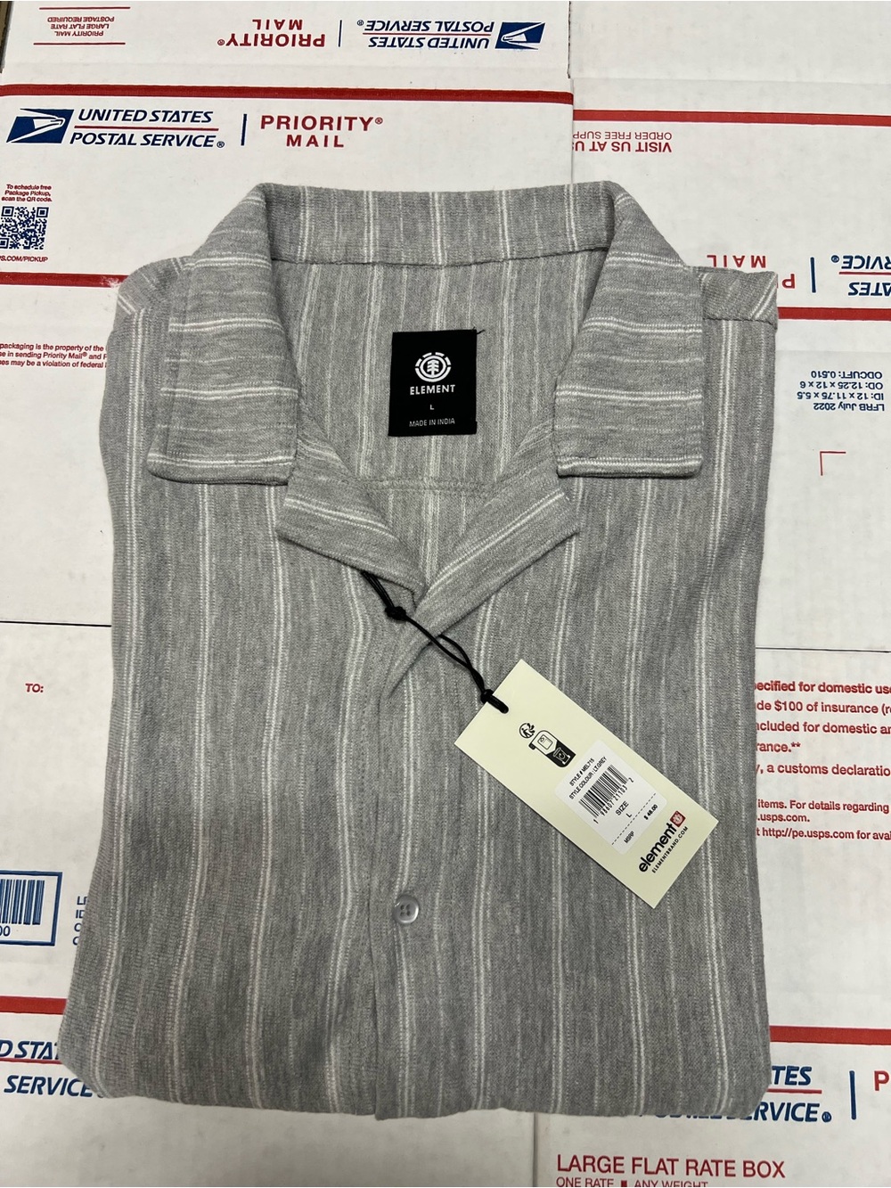 Element Men’s Light Gray Striped Short-Sleeve Button Shirt